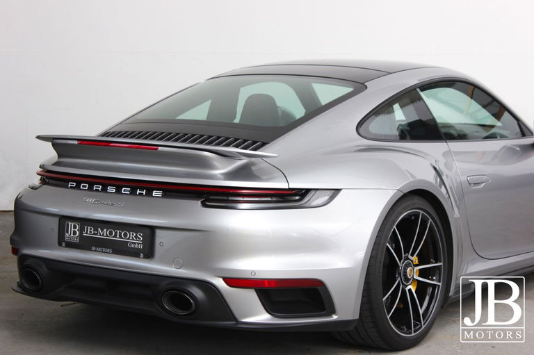 Porsche 992 Turbo S