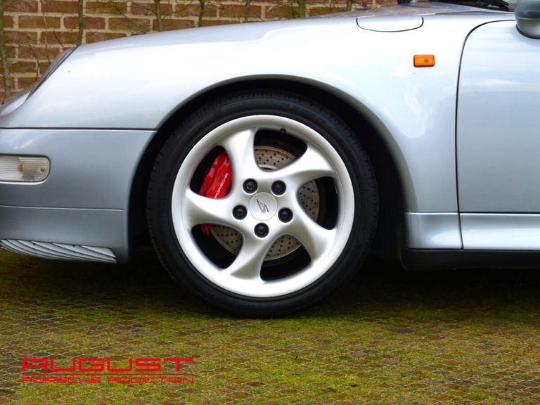 Porsche 993 Carrera 4S