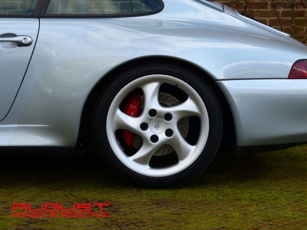 Porsche 993 Carrera 4S