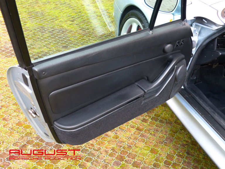 Porsche 993 Carrera 4S