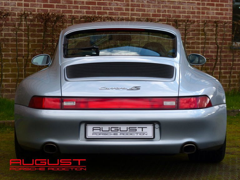 Porsche 993 Carrera 4S