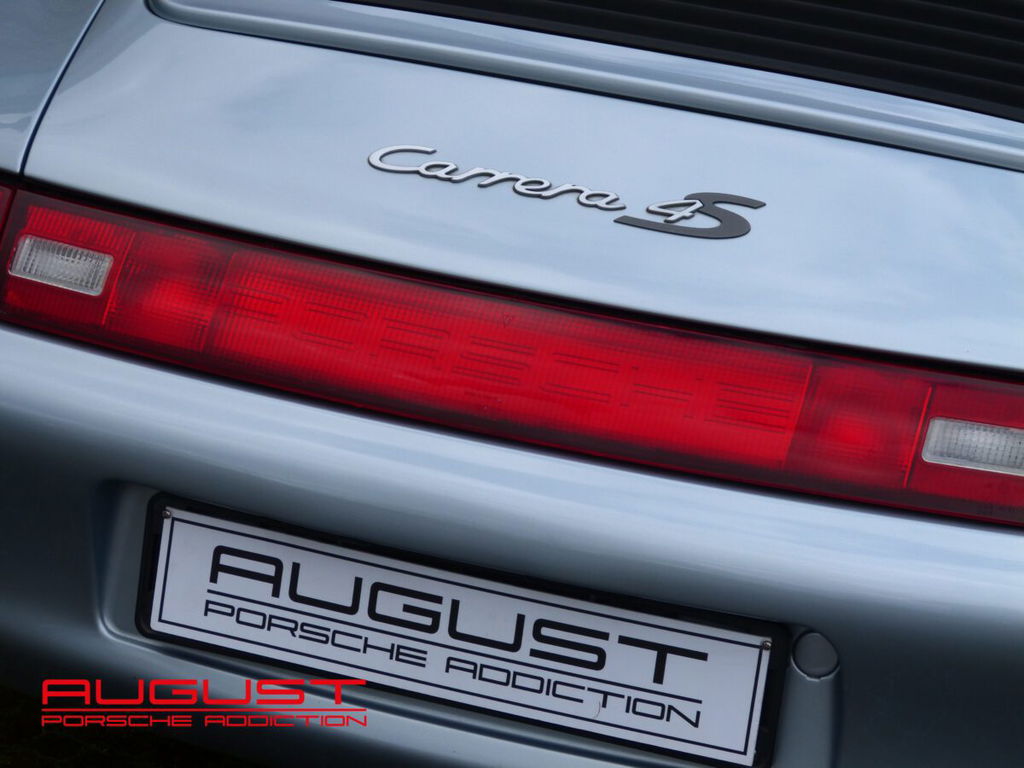 Porsche 993 Carrera 4S