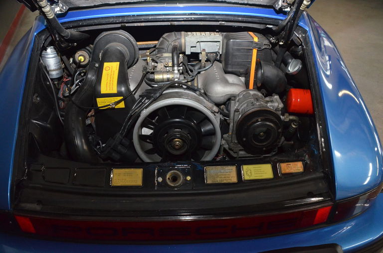 Porsche 911 Carrera 3.2