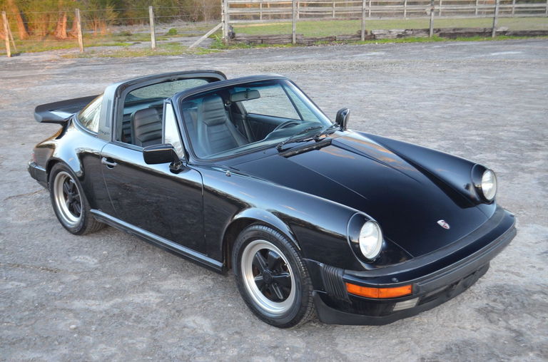 Porsche 911 Carrera 3.2