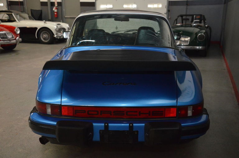 Porsche 911 Carrera 3.2