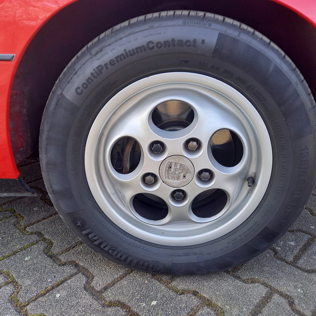 Porsche 924 S