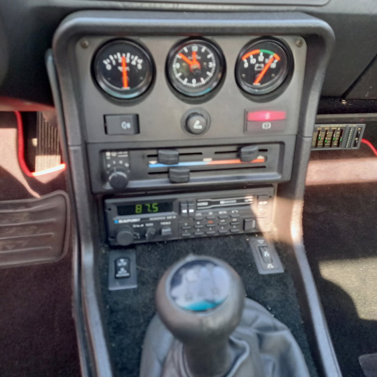 Porsche 924 S