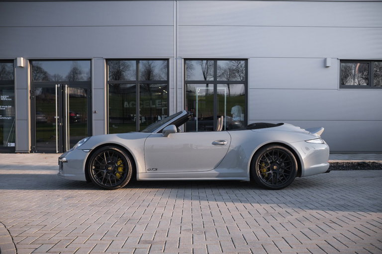 Porsche 991 Carrera 4 GTS