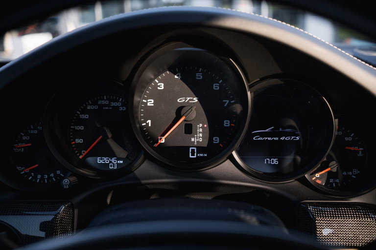 Porsche 991 Carrera 4 GTS