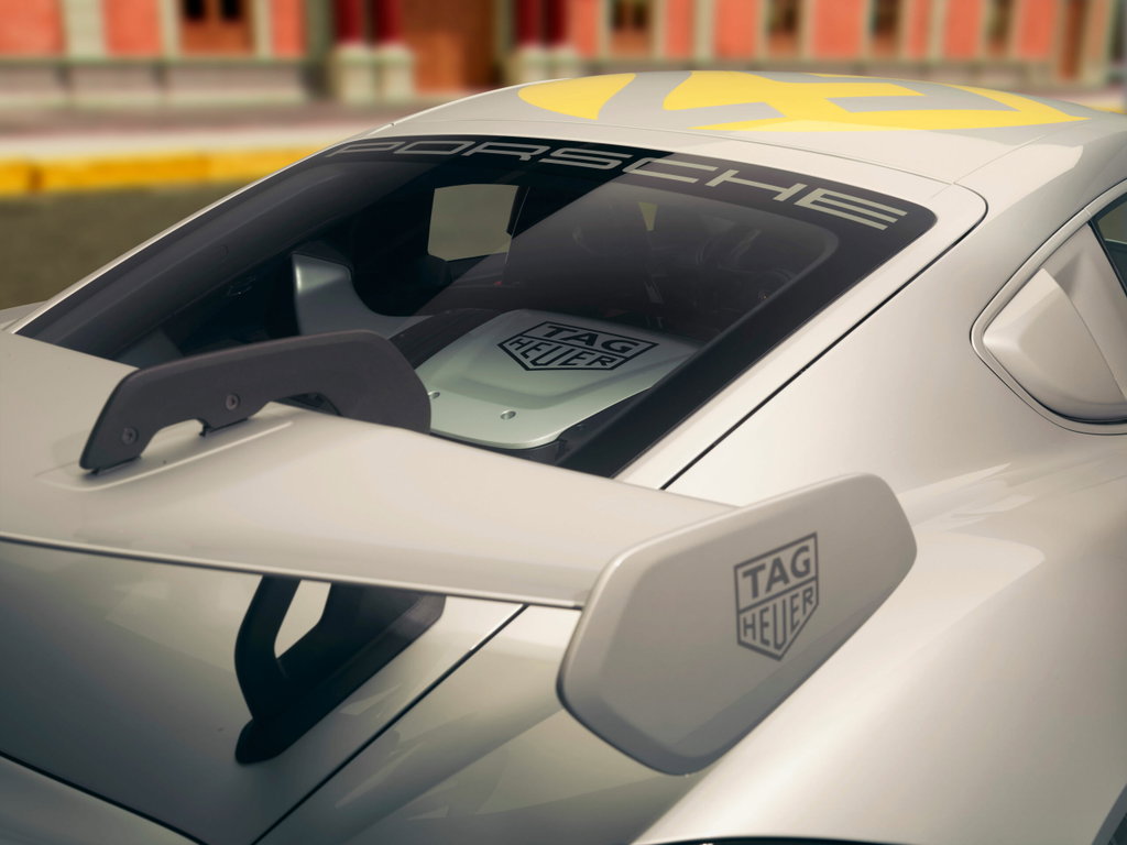 Porsche 718 Cayman GT4 RS