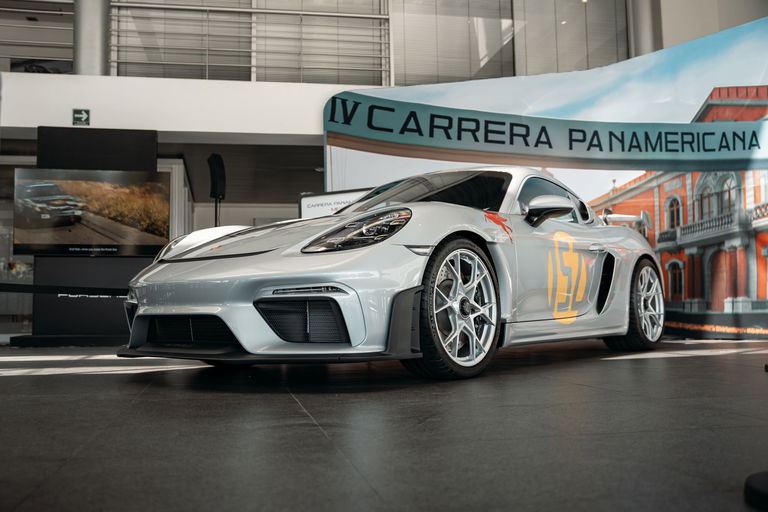 Porsche 718 Cayman GT4 RS