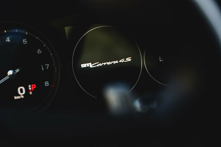 Porsche 992 Carrera 4S