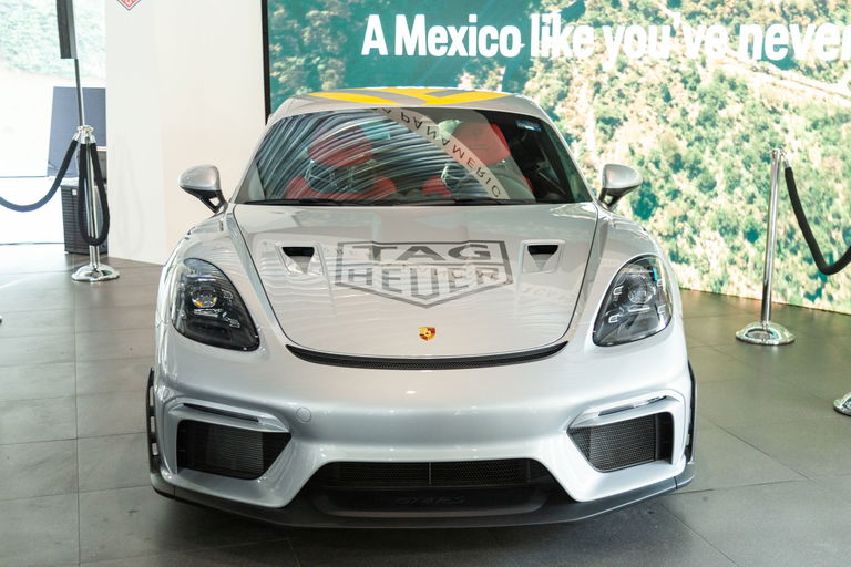 Porsche 718 Cayman GT4 RS