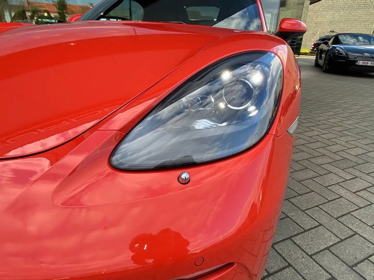 Porsche 718 Boxster