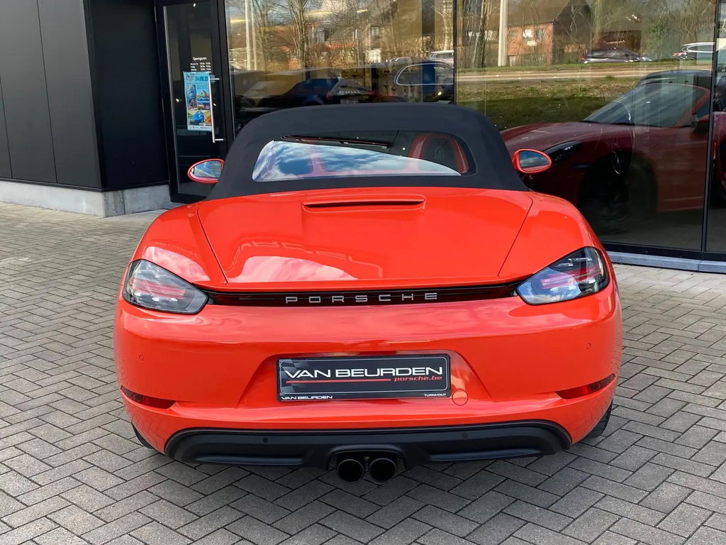 Porsche 718 Boxster