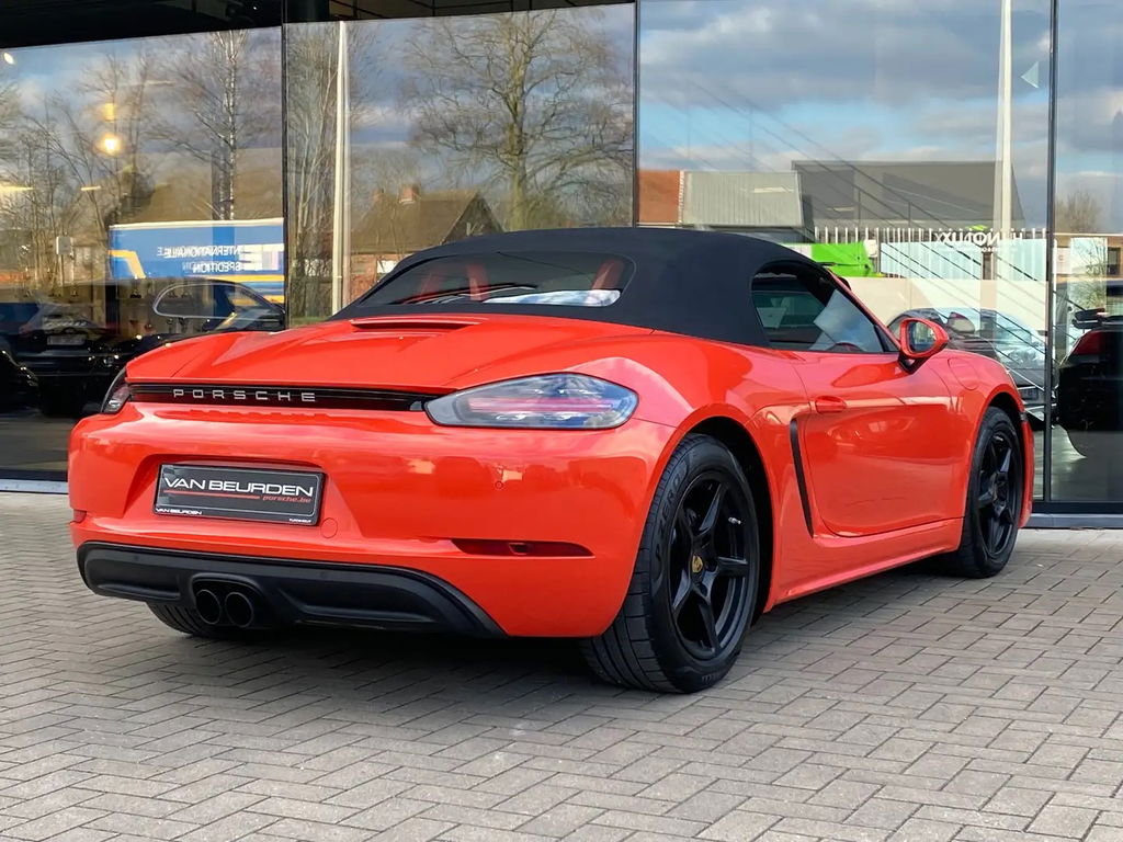 Porsche 718 Boxster