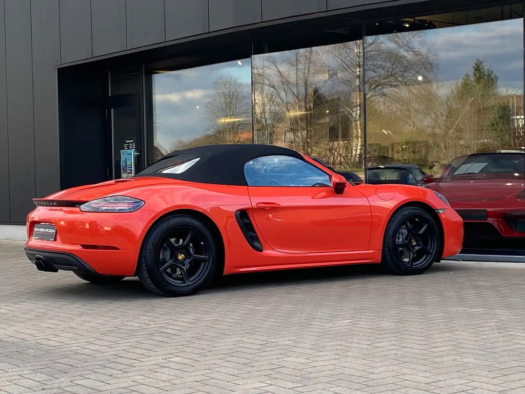 Porsche 718 Boxster
