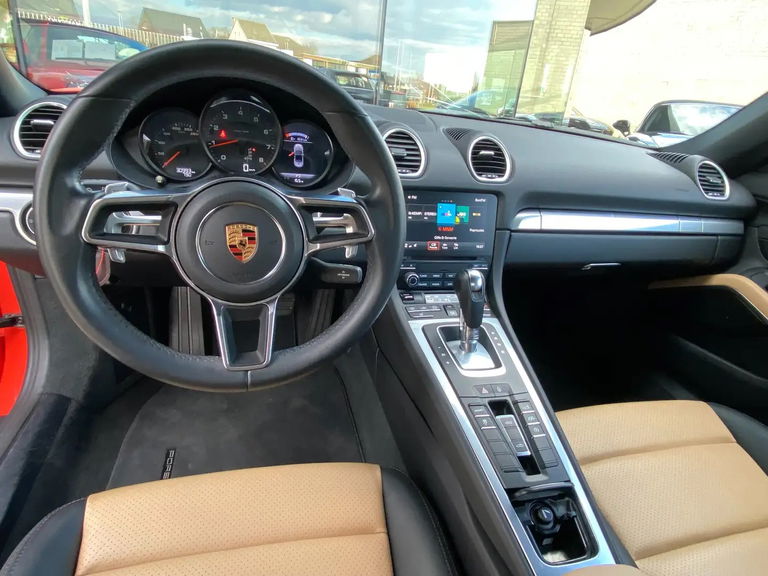 Porsche 718 Boxster