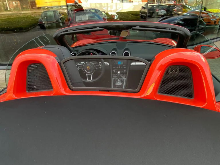 Porsche 718 Boxster