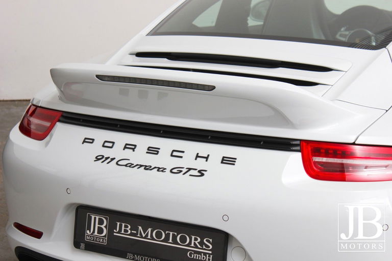 Porsche 991.2 Carrera GTS