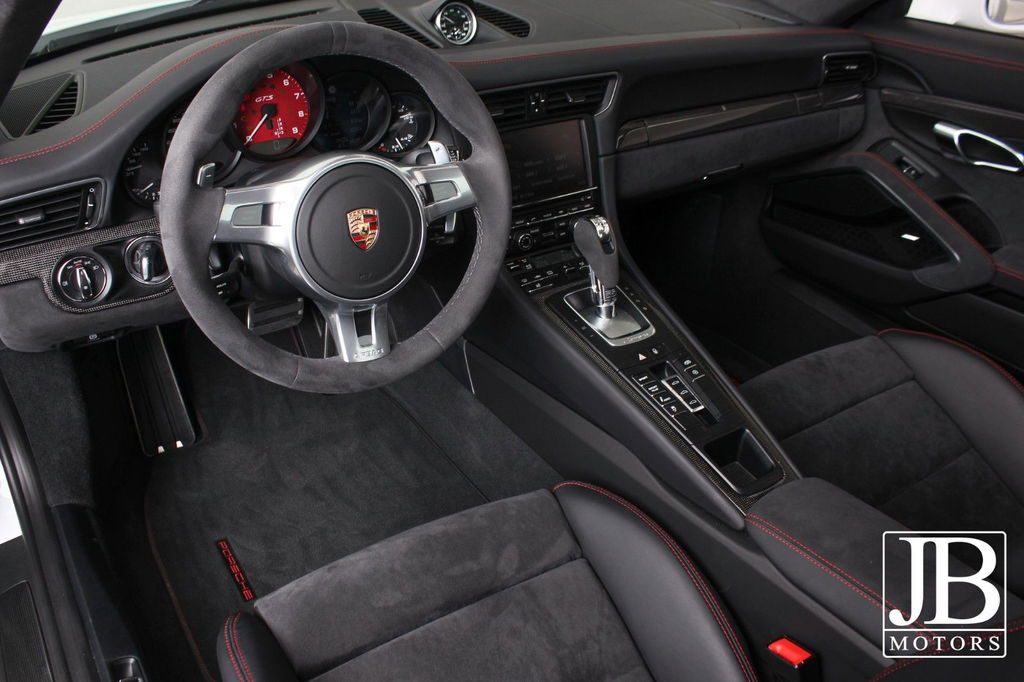 Porsche 991.2 Carrera GTS