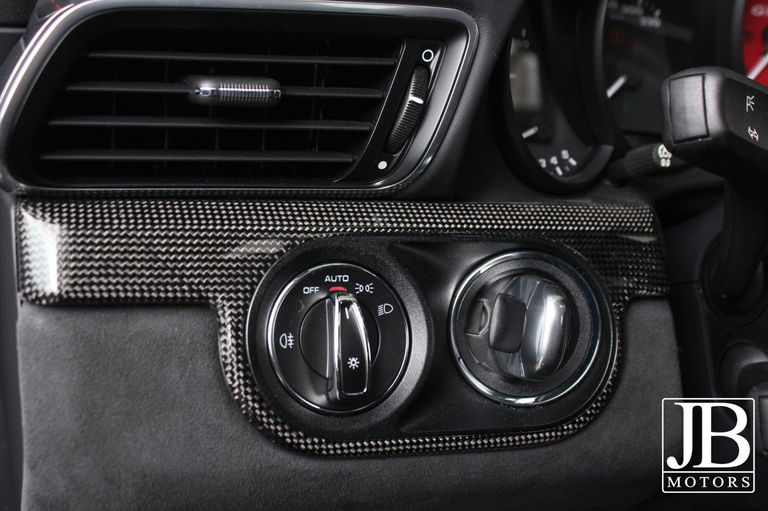 Porsche 991.2 Carrera GTS