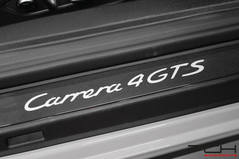 Porsche 991.2 Carrera 4 GTS