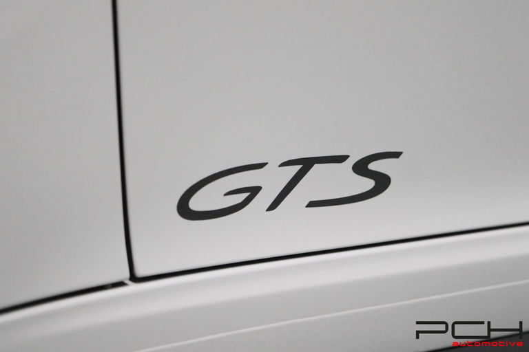 Porsche 991.2 Carrera 4 GTS