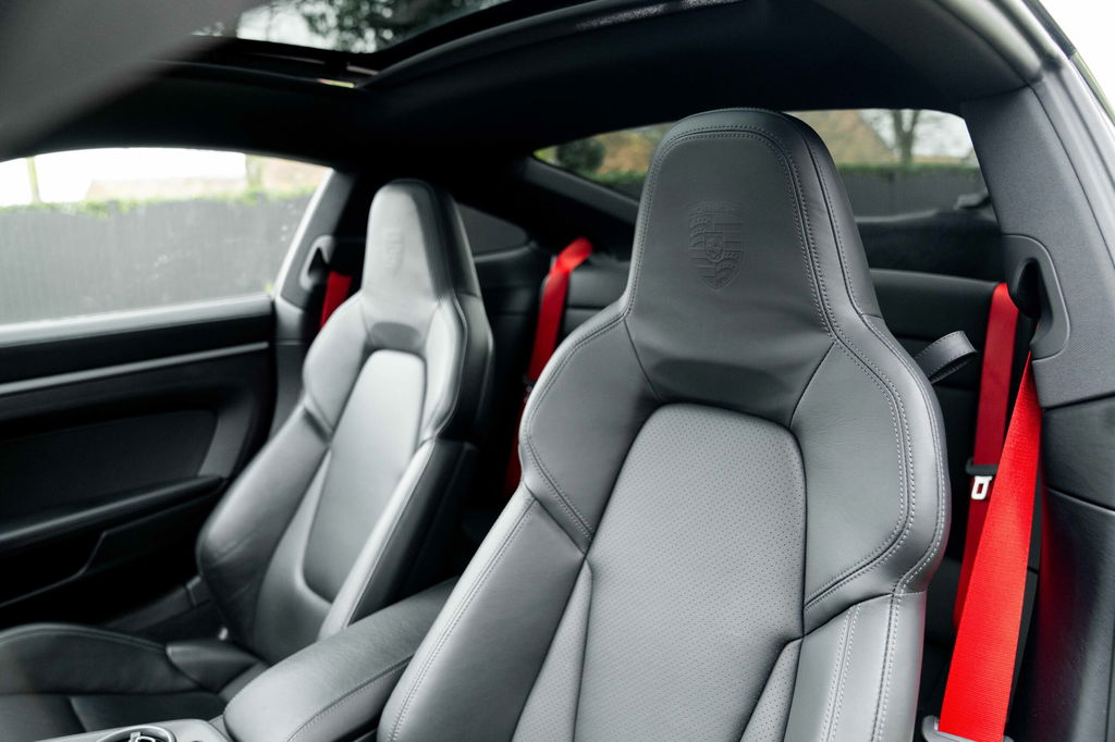 Porsche 992 Carrera S