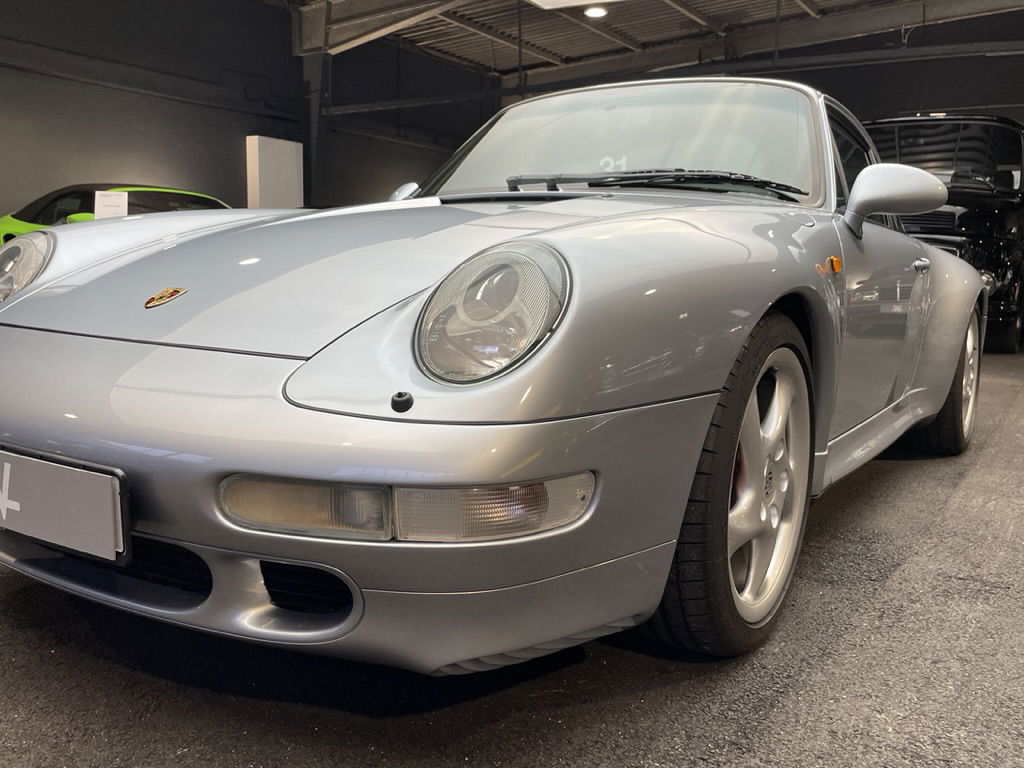 Porsche 993 Carrera 4S