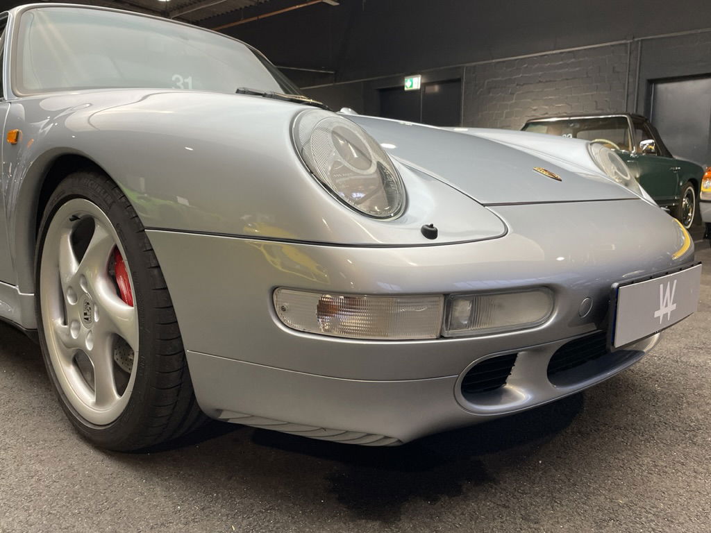 Porsche 993 Carrera 4S