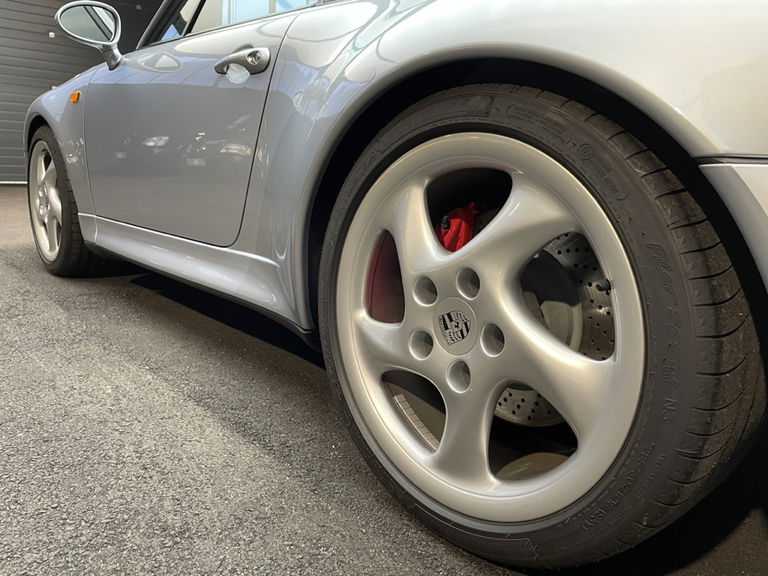 Porsche 993 Carrera 4S