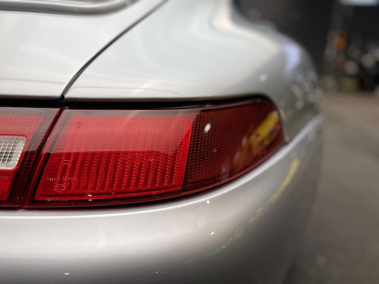 Porsche 993 Carrera 4S
