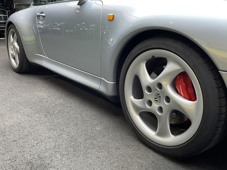 Porsche 993 Carrera 4S