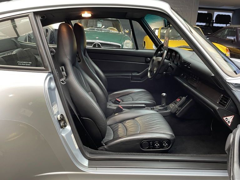 Porsche 993 Carrera 4S