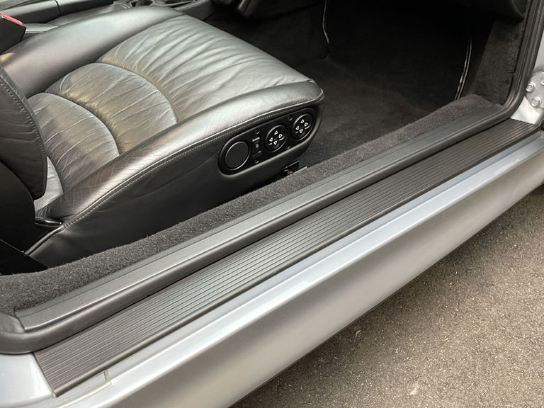 Porsche 993 Carrera 4S