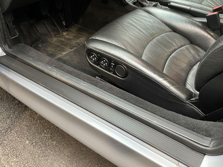 Porsche 993 Carrera 4S