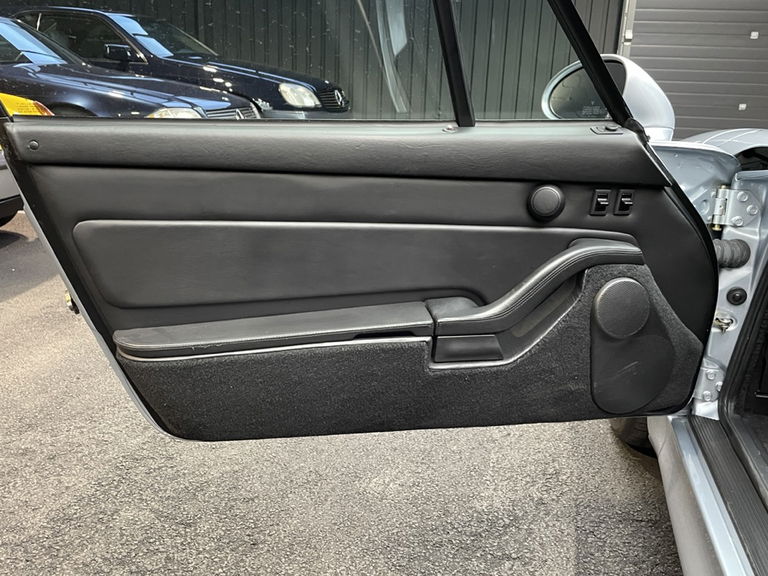 Porsche 993 Carrera 4S