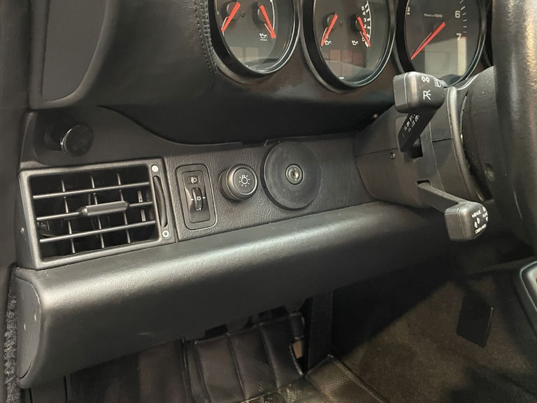 Porsche 993 Carrera 4S