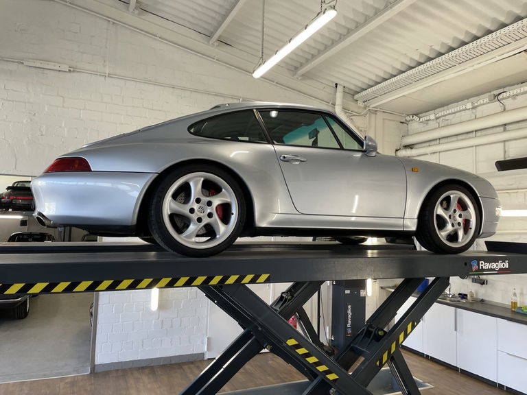 Porsche 993 Carrera 4S