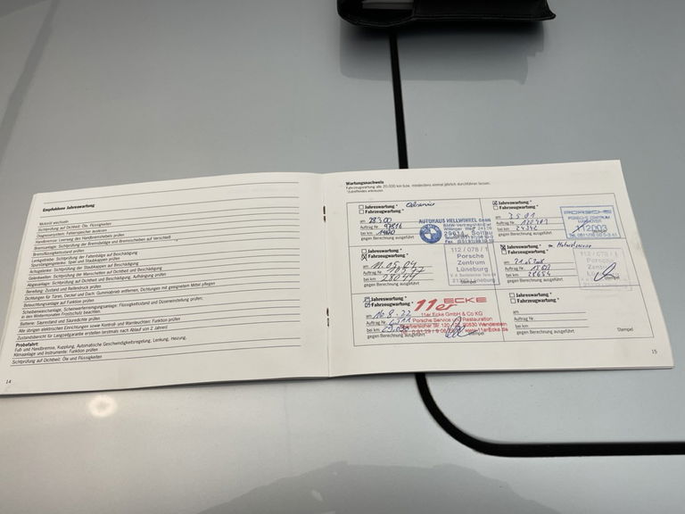 Porsche 993 Carrera 4S