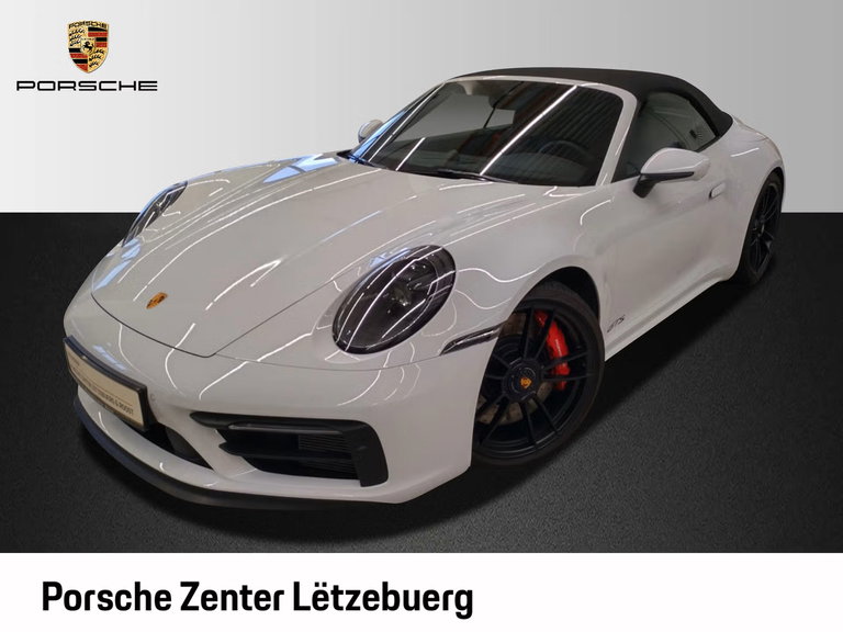 Porsche 992 Carrera 4 GTS