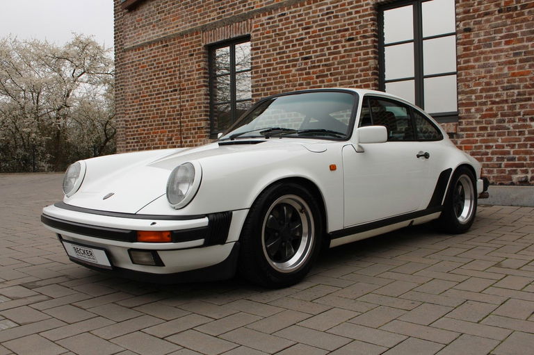 Porsche 911 Carrera 3.2