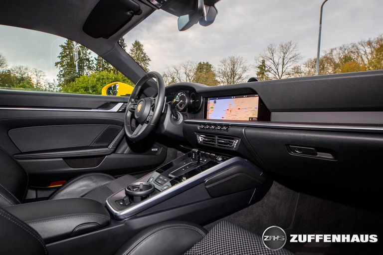 Porsche 992 Carrera S