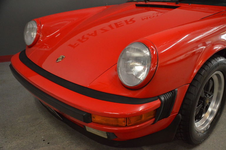 Porsche 911 Carrera 3.2 (US)