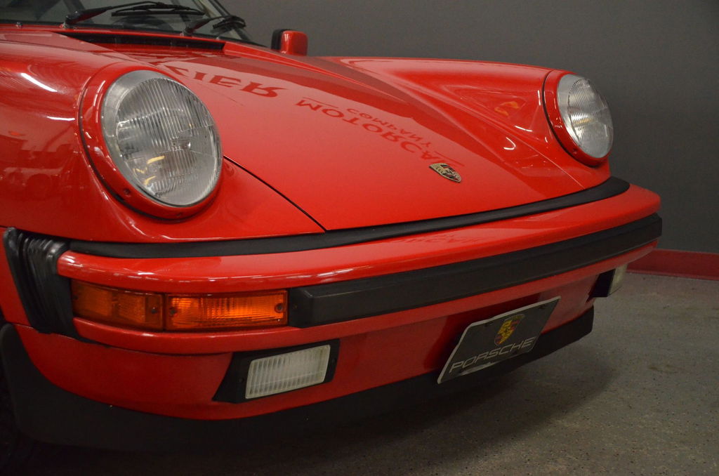 Porsche 911 Carrera 3.2 (US)