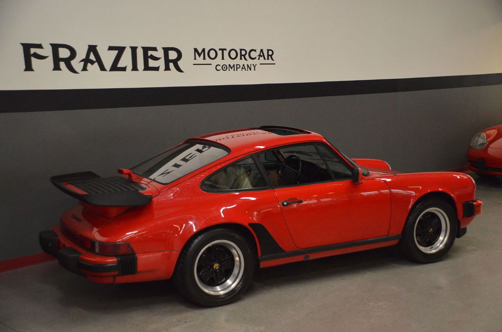 Porsche 911 Carrera 3.2 (US)