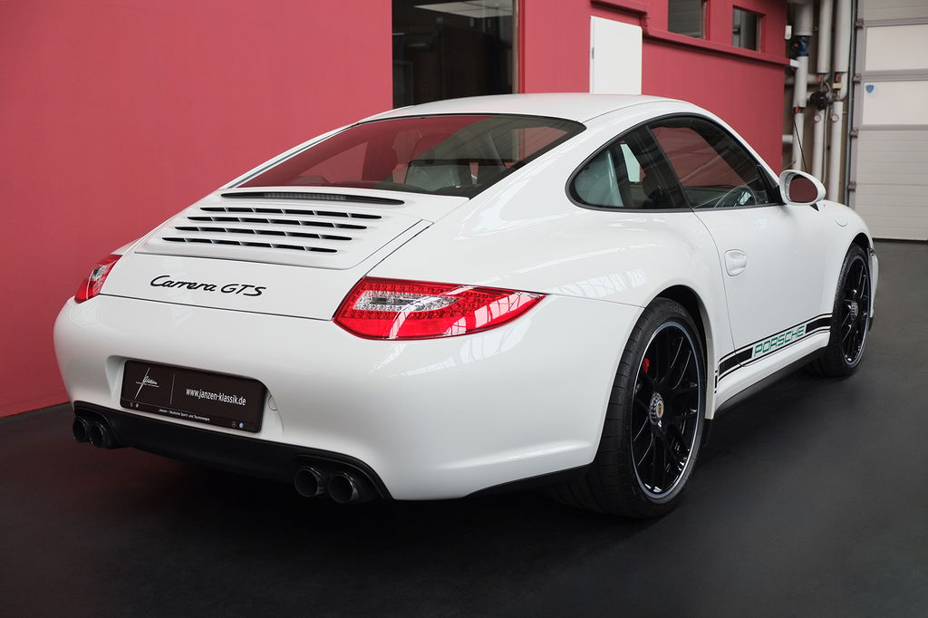 Porsche 997.2 Carrera GTS