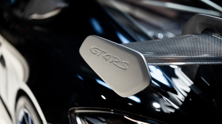 Porsche 718 Cayman GT4 RS