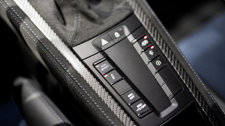 Porsche 718 Cayman GT4 RS